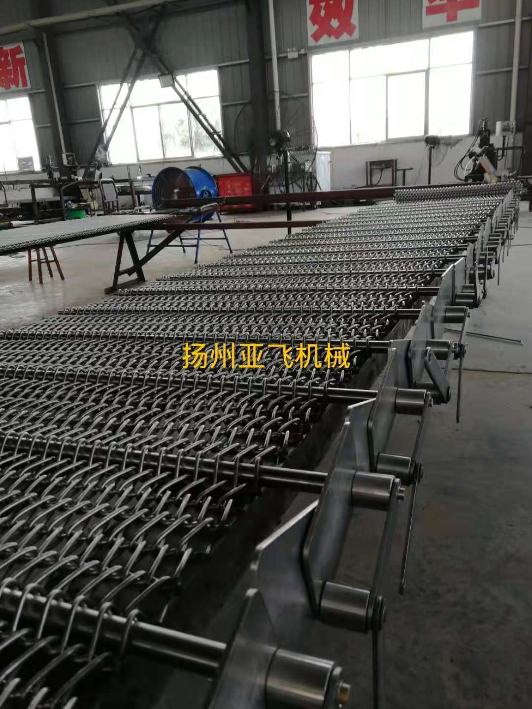 耐高溫網(wǎng)帶主要是用什么材質(zhì)？